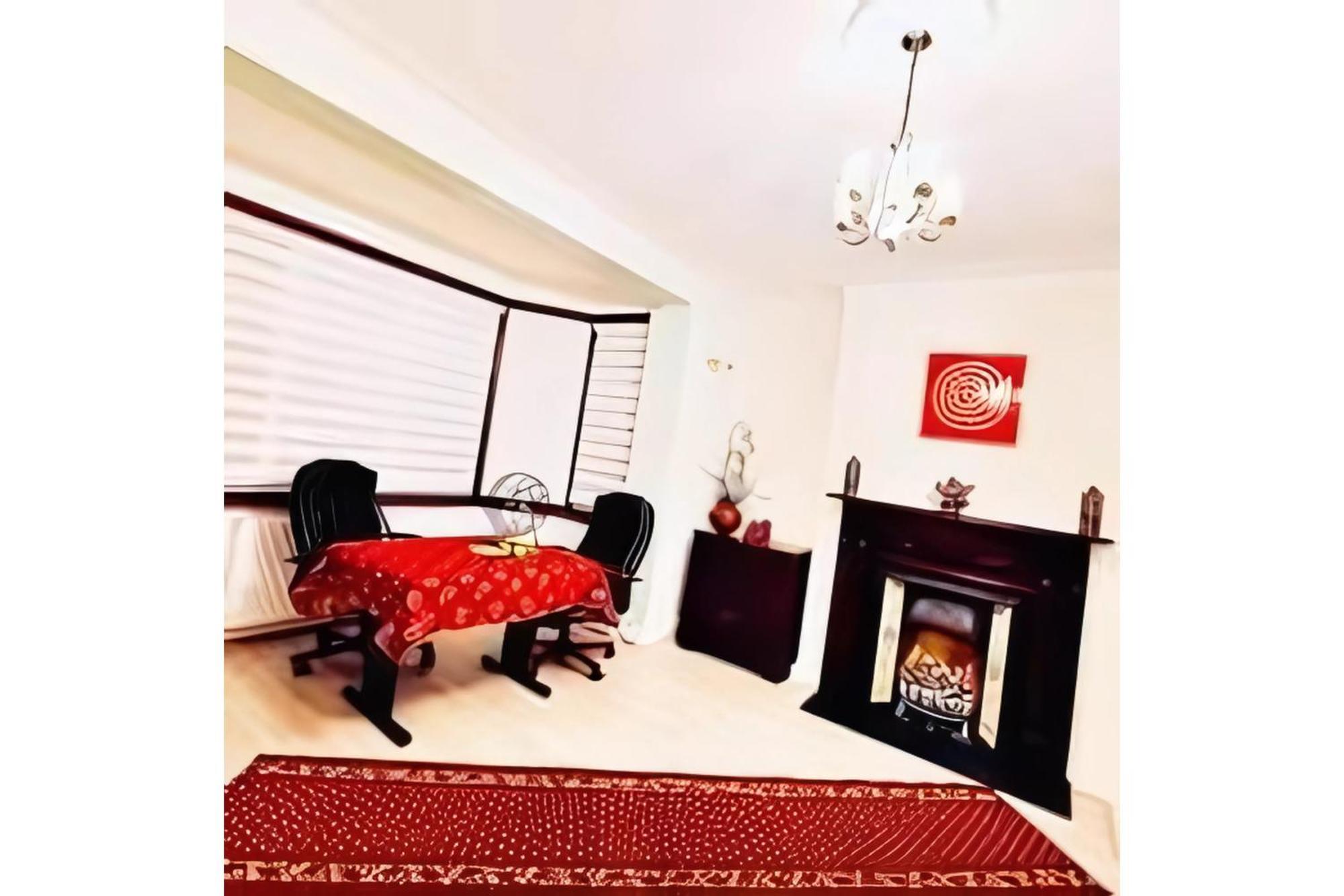 Beautiful Double En-Suite Room, Separate Entrance, Ilford, Central Line Gants Hill, Free Parking Екстер'єр фото